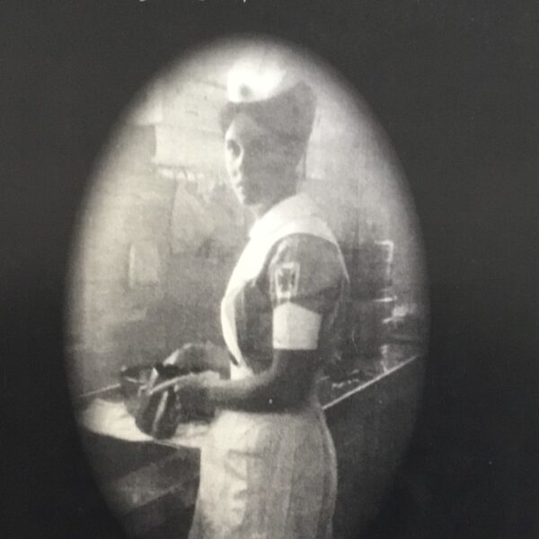 Contradictory Stories. An oral history of a group of 1960s nursing students